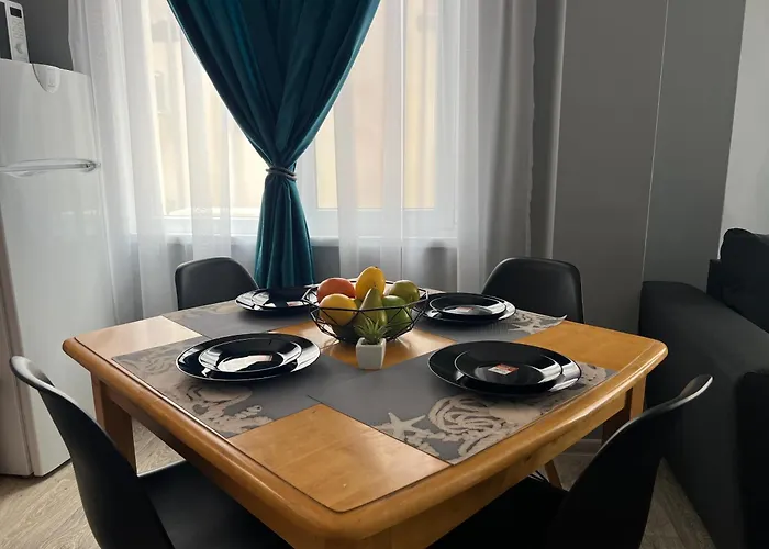 Sea Garden * فارنا